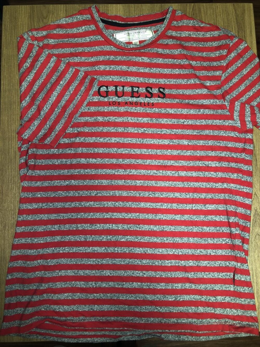 GUESS Originals T-Shirt Medium Red Gray Striped Logo Graphic Short Sleeve Mens - Picture 5 of 10